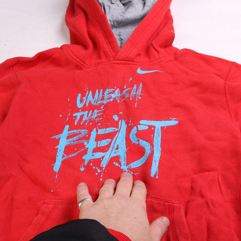 Nike Unleash the Beast Pullover Hoodie Large Red