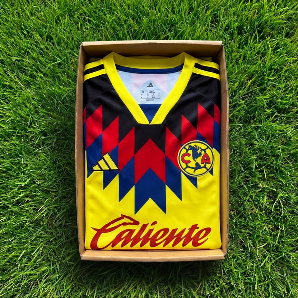 Retro Mystery Football Shirt Box (1 item)